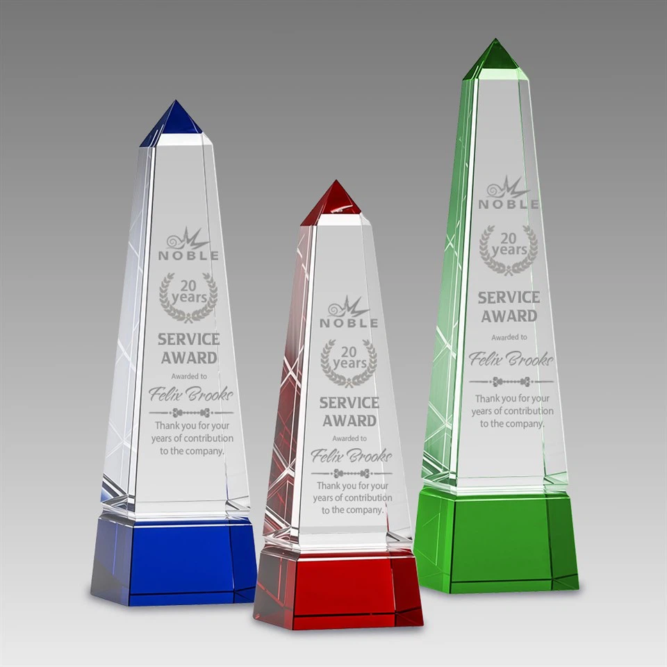 Трофеј кристалног обелиска